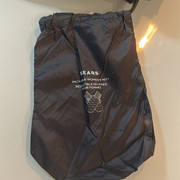 Women’s 90% down mitts - size o/s - Picture 7 of 7